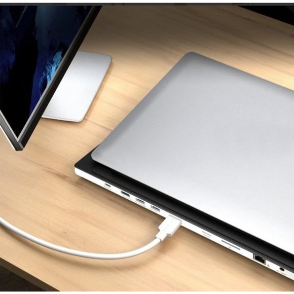 Docking Stations USB-C 4K HDMI Docking Station with Power Del - Picture 4 of 12